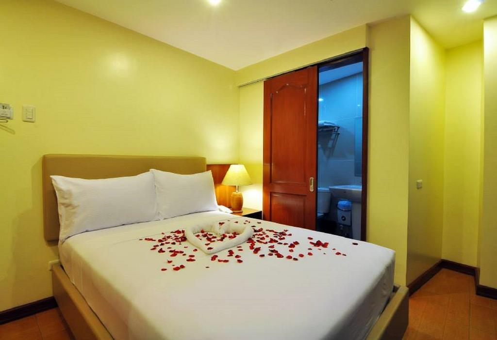 The Well Hotel Себу Экстерьер фото