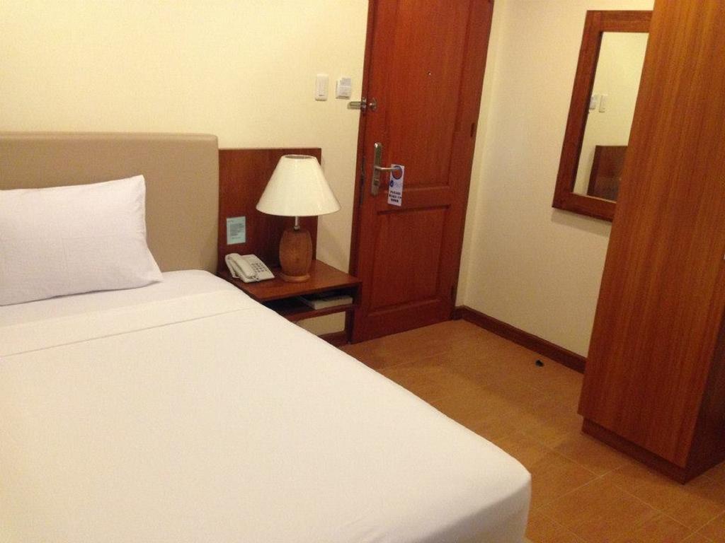 The Well Hotel Себу Номер фото